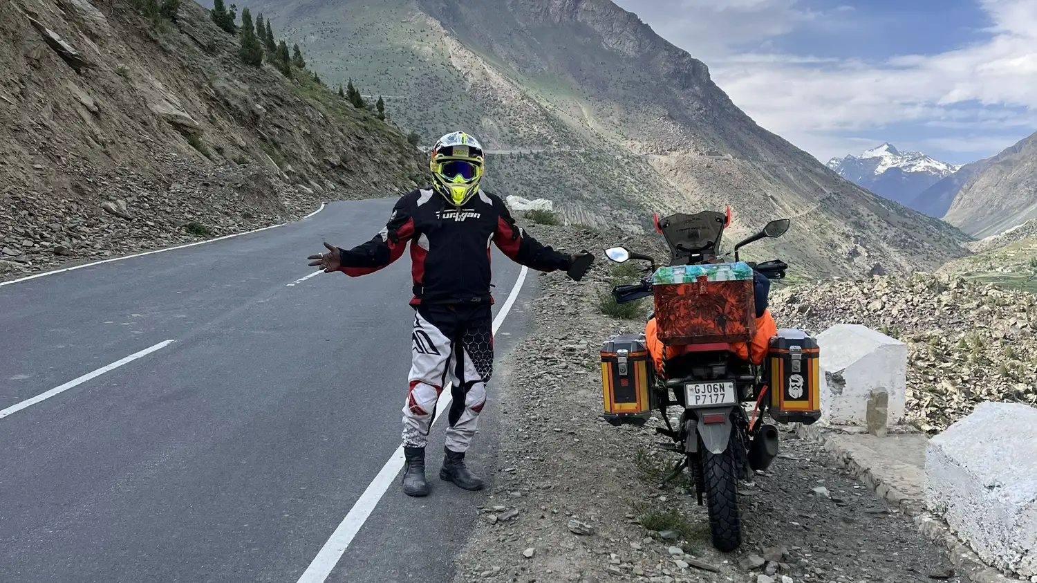 Solo Trip to Leh Ladakh: A Journey That Changed Me Forever